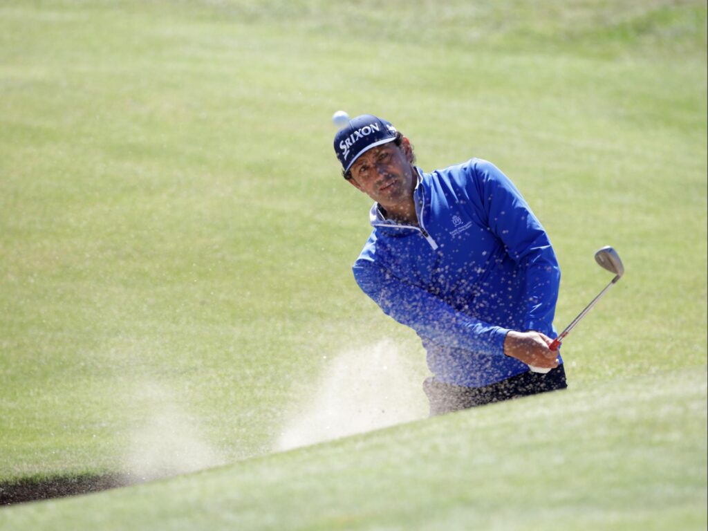 1320815647 1320815647