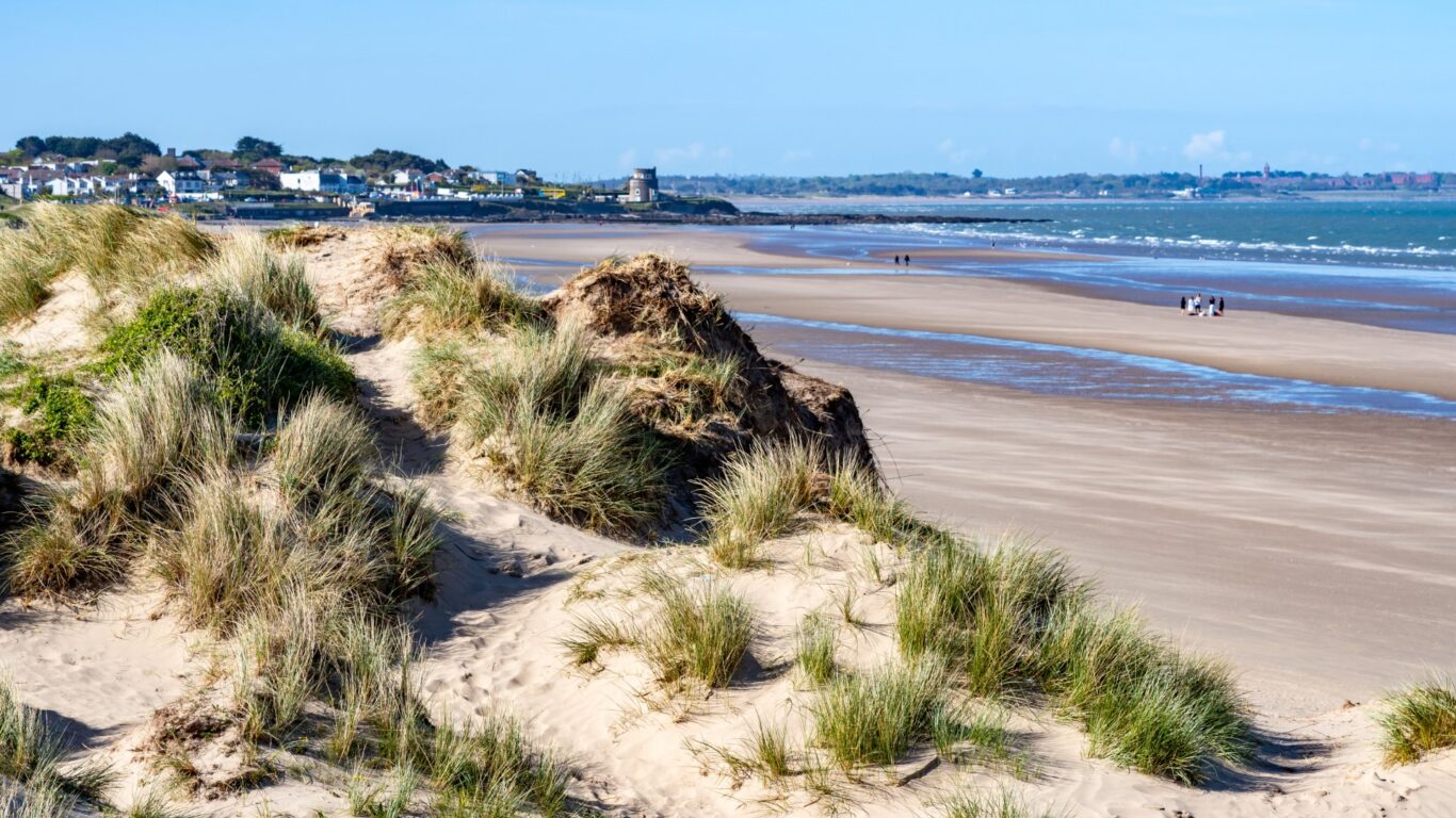 Portmarnock sand beach entrance