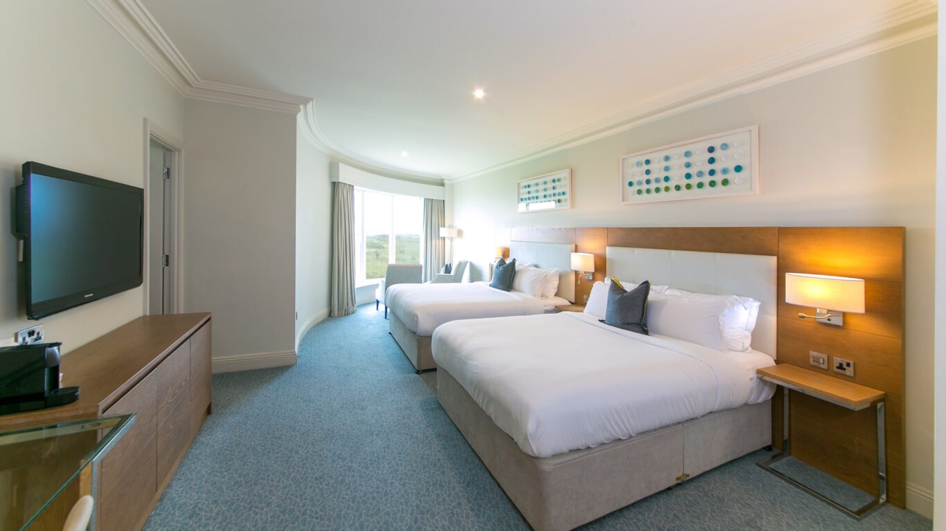 family-room-with-sea-and-golf-view